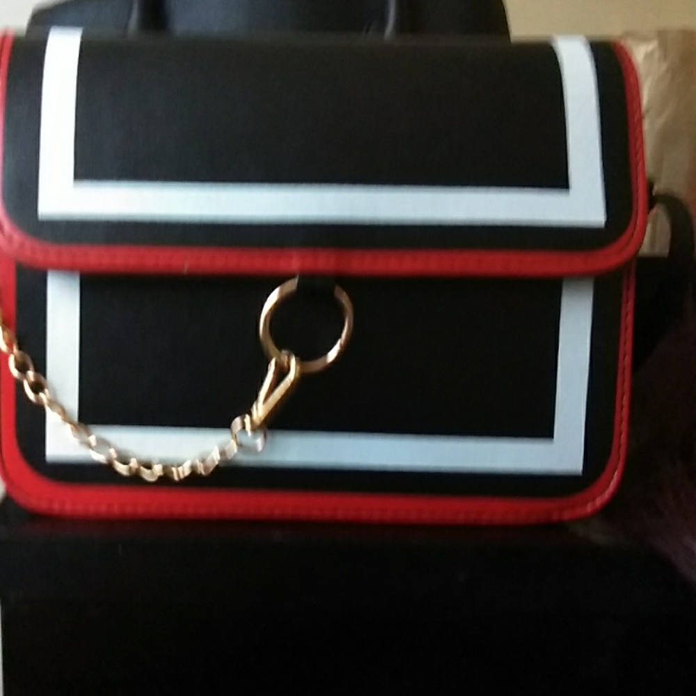 Purse - Picture 2 of 3